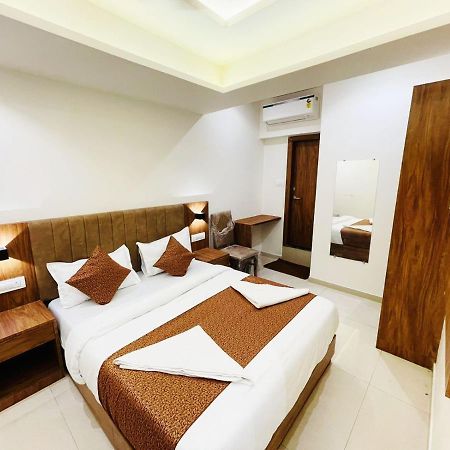 Hotel Black Burn Bombay Extérieur photo