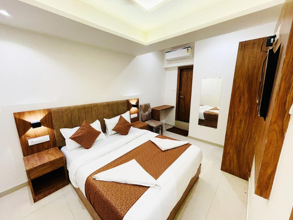 Hotel Black Burn Bombay Extérieur photo